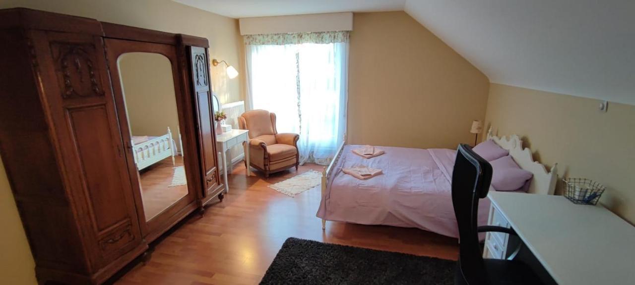 Maison Wezembeek-Oppem Ngoại thất bức ảnh